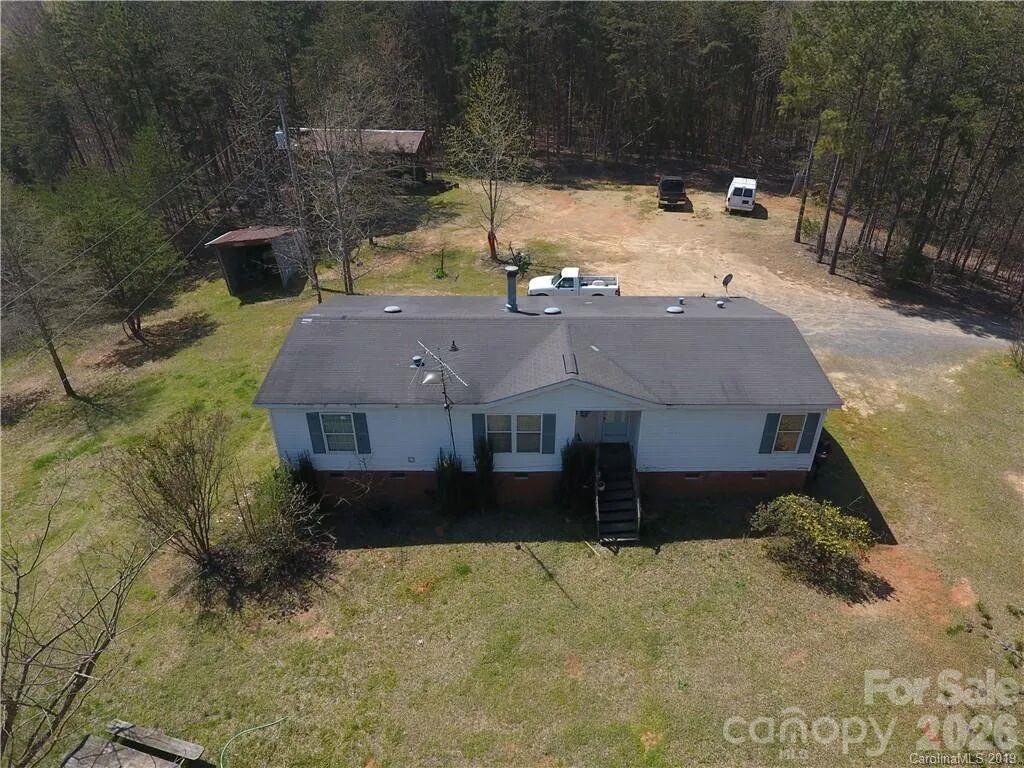 245 Ivy Road