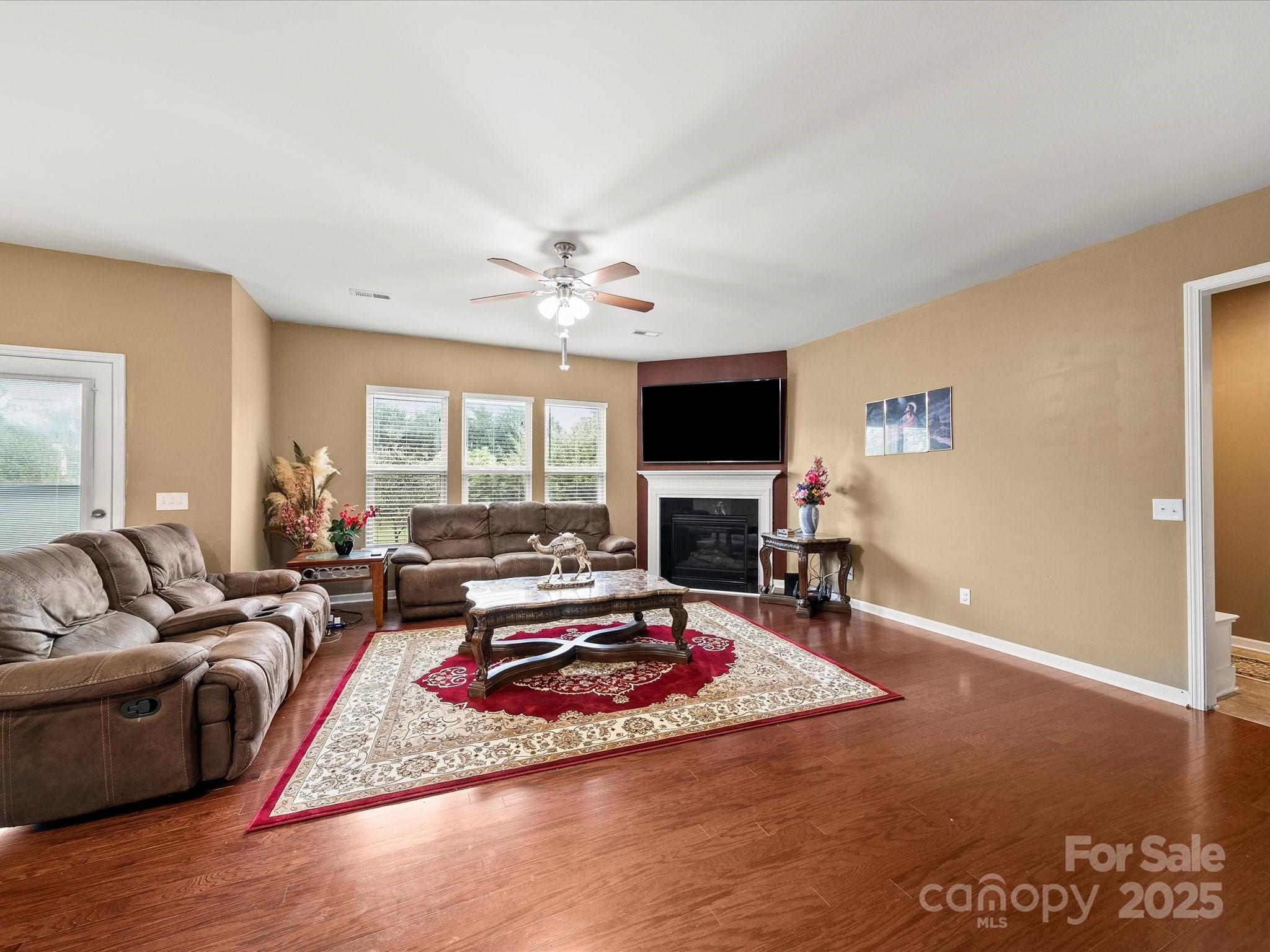 3954 Kestrel Lane