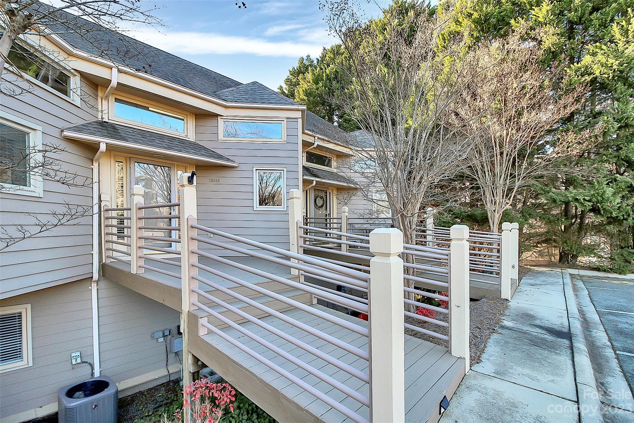 The Yachtsman - Residential