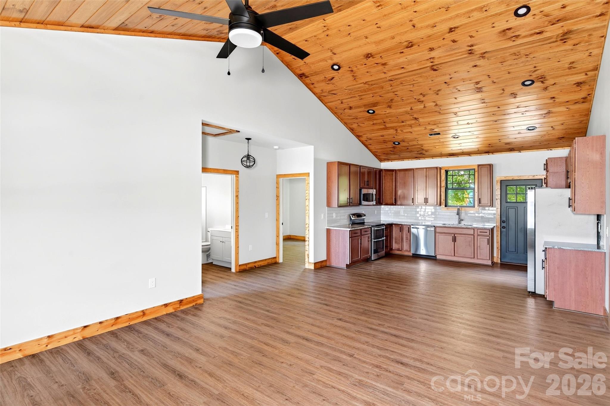 1652 Doggett Road