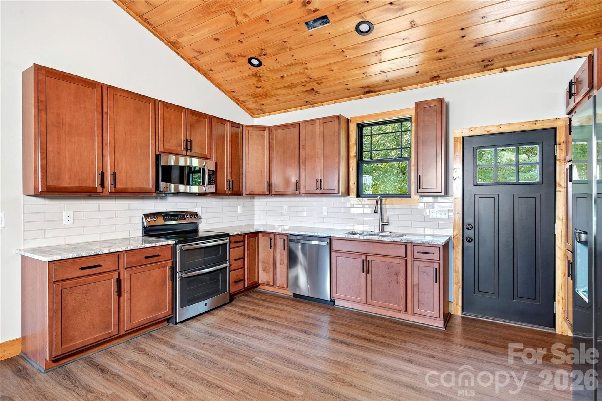 1652 Doggett Road