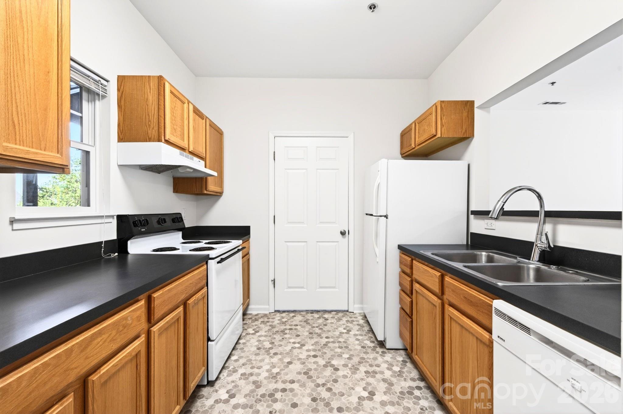 64 Clingman Avenue 202