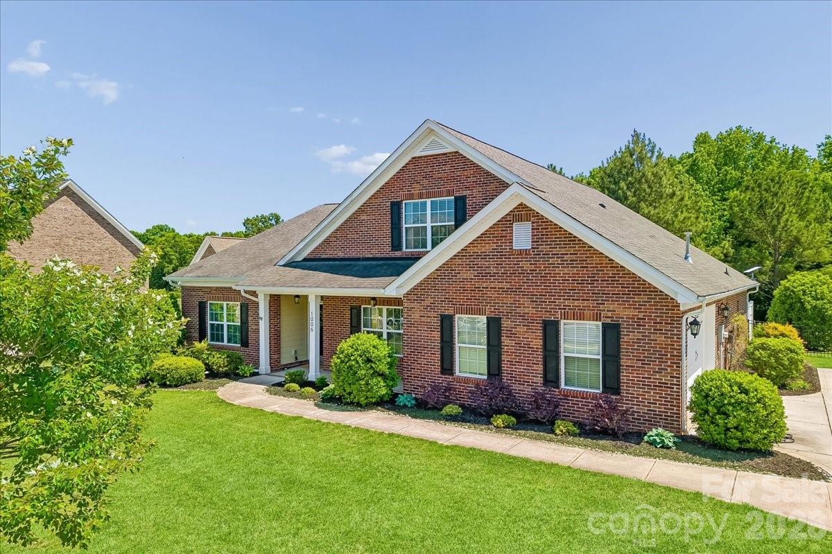 1006 Spring Rose Lane
