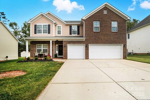Photo of 3708 Martele Drive, Charlotte, NC 28227 (MLS # 4311191)