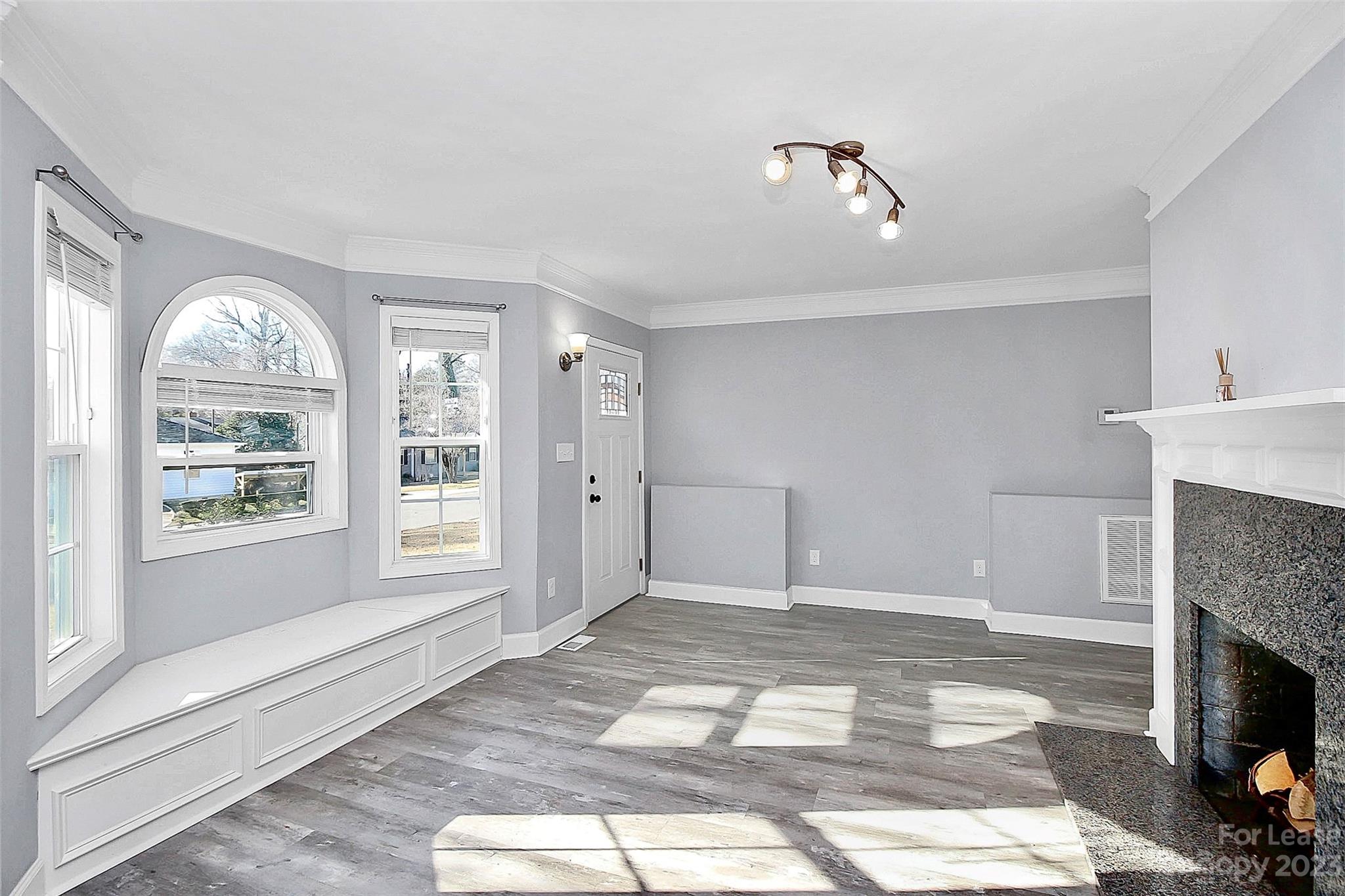 West Blvd - Residential Lease