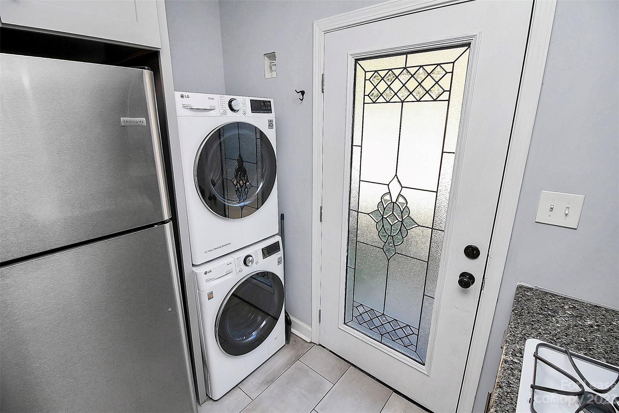 West Blvd - Residential Lease