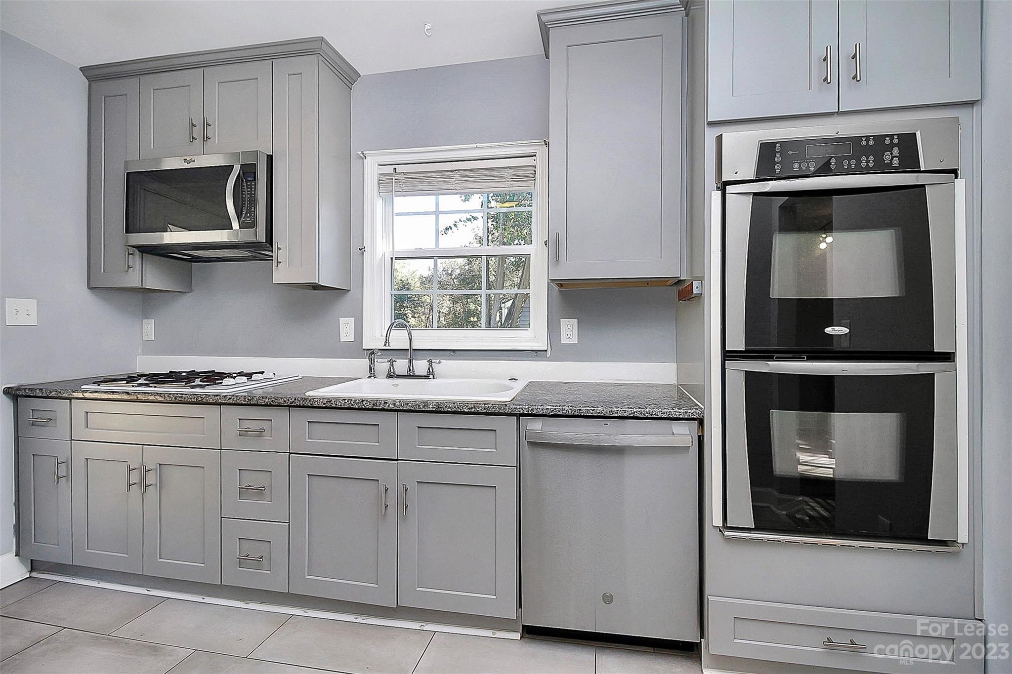 West Blvd - Residential Lease