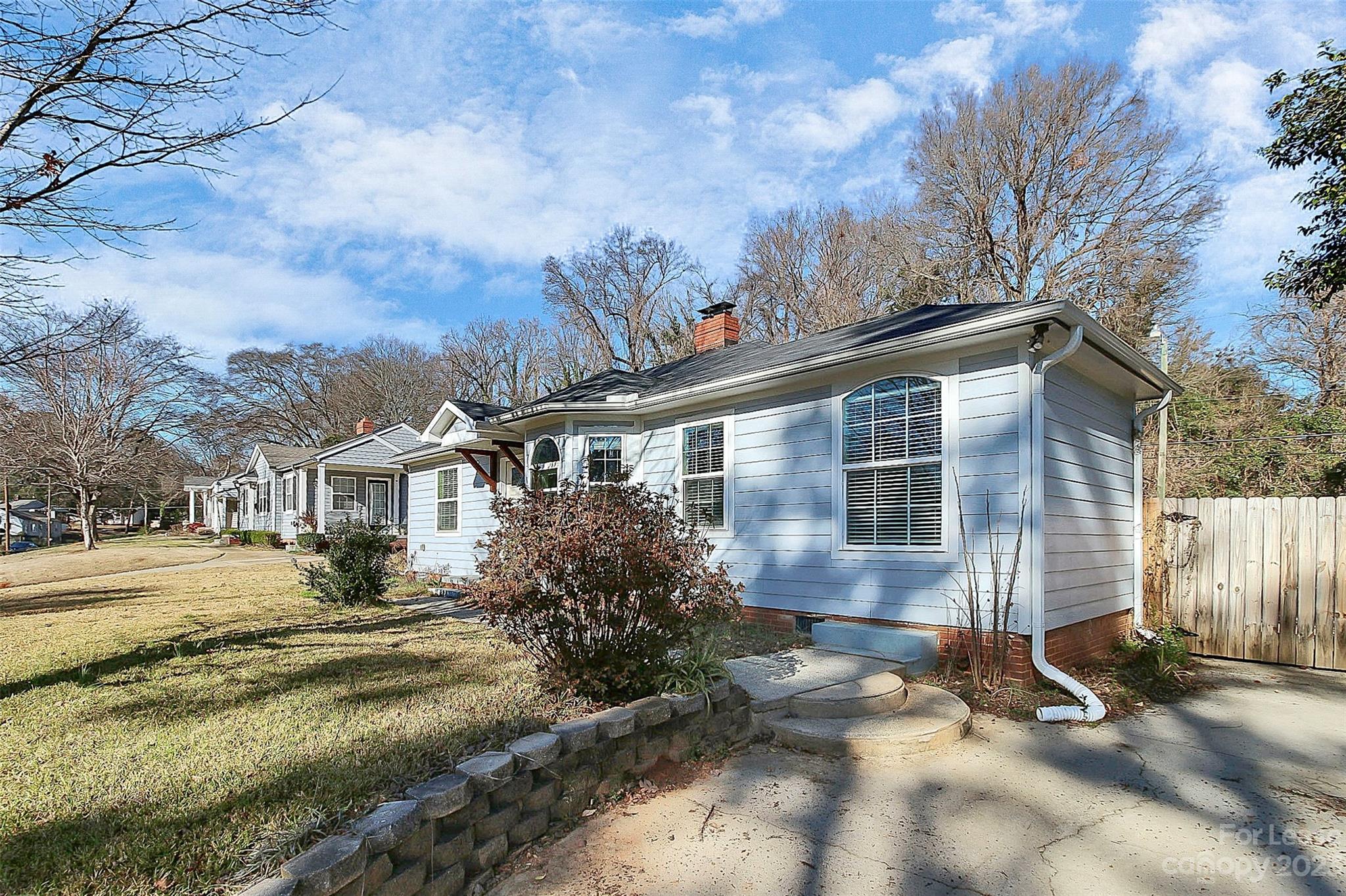 West Blvd - Residential Lease