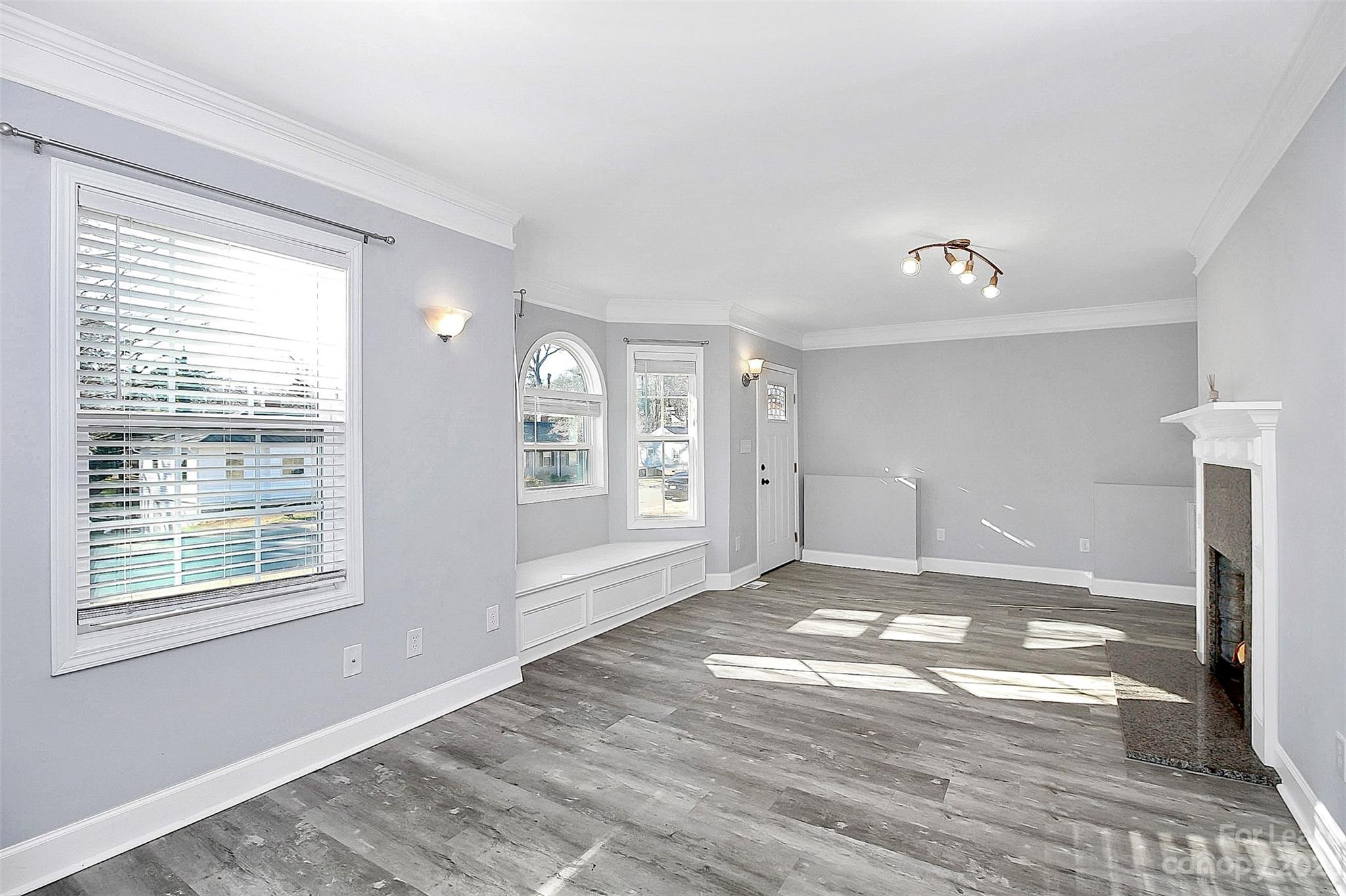 West Blvd - Residential Lease