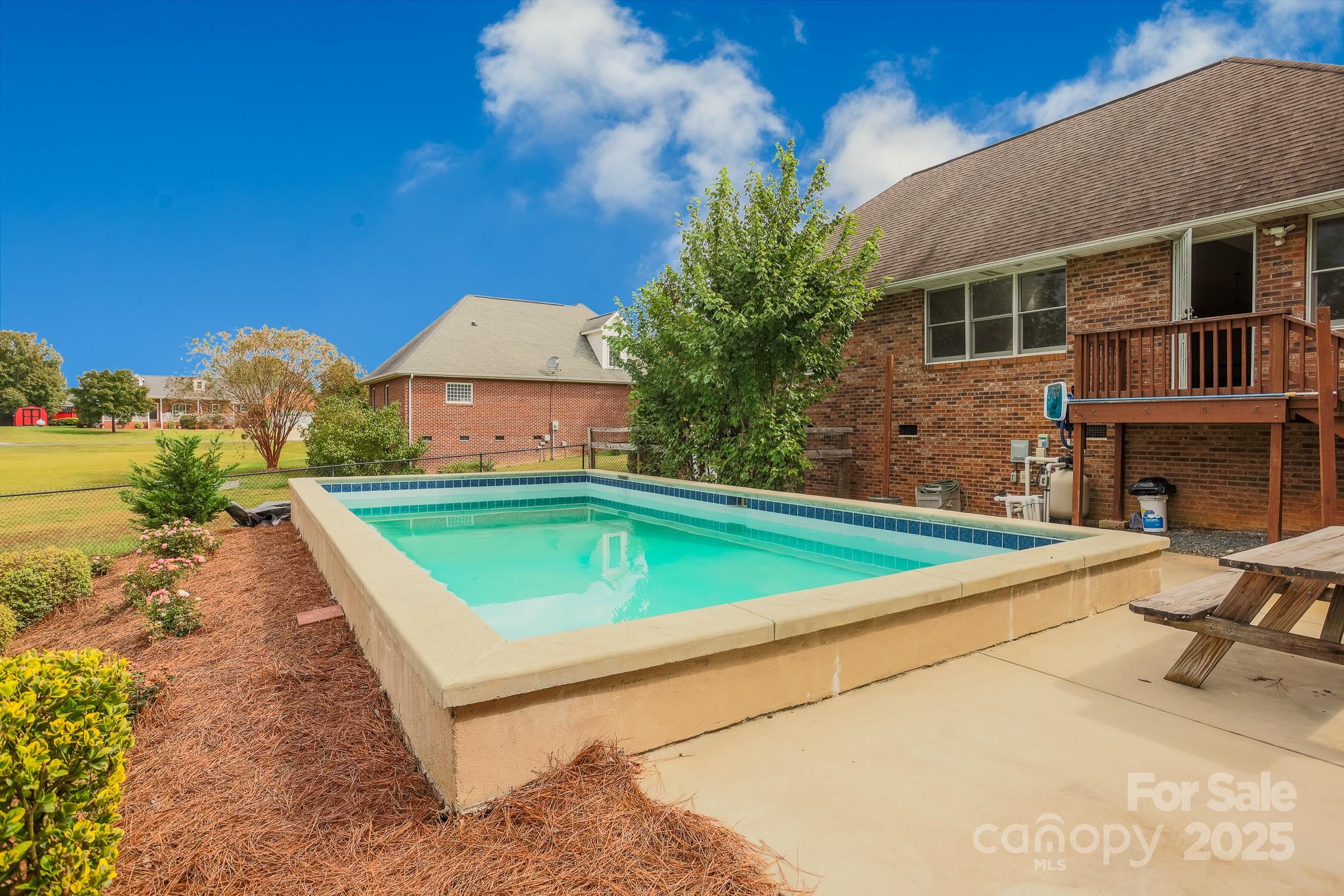 794 Hathcock Glen Drive