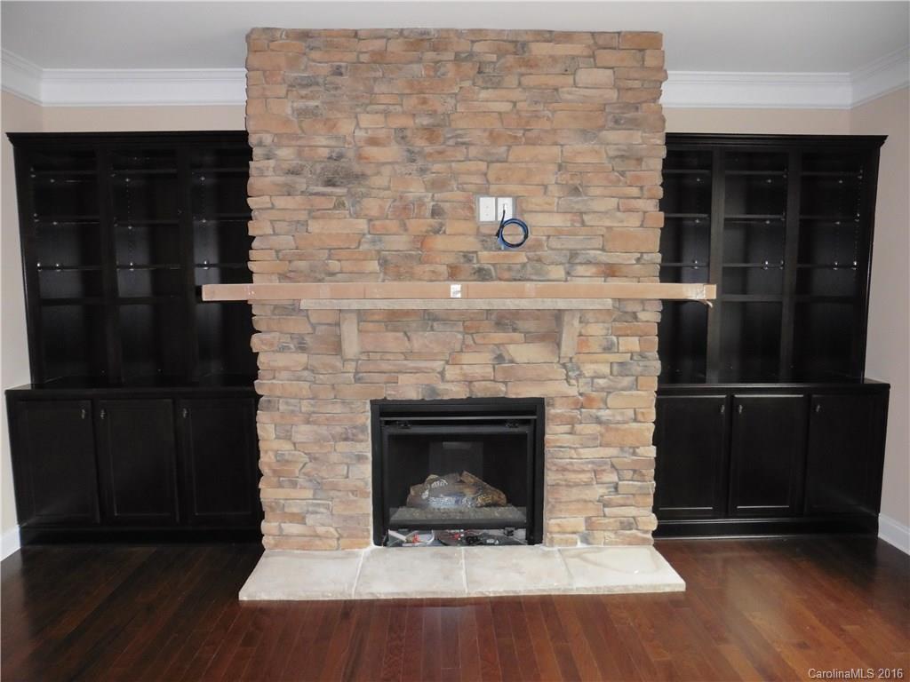 Lake Ridge - Residential