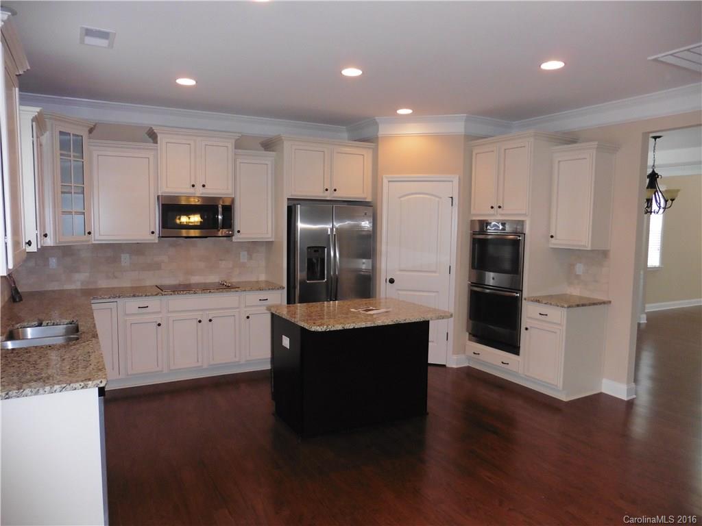 Lake Ridge - Residential