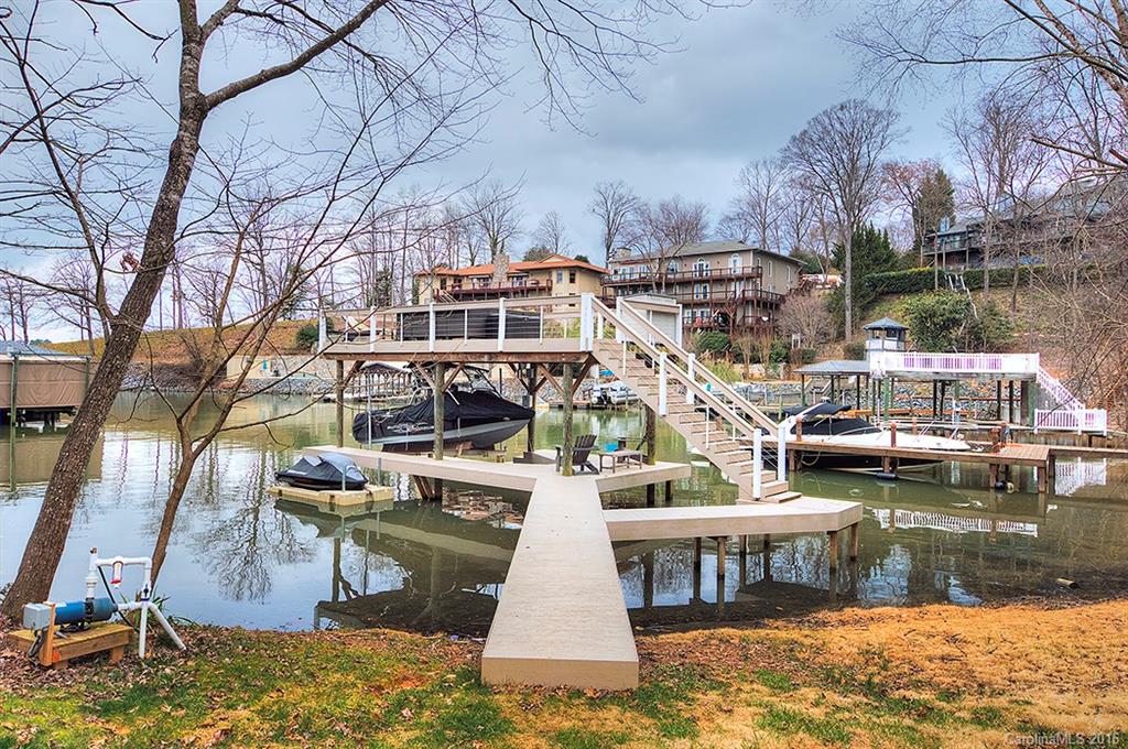 Tega Cay - Residential