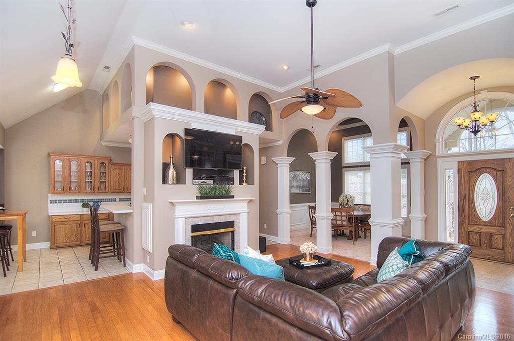 Tega Cay - Residential