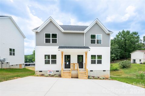 Photo of 840 S Fourth Street, Albemarle, NC 28001 (MLS # 4393689)