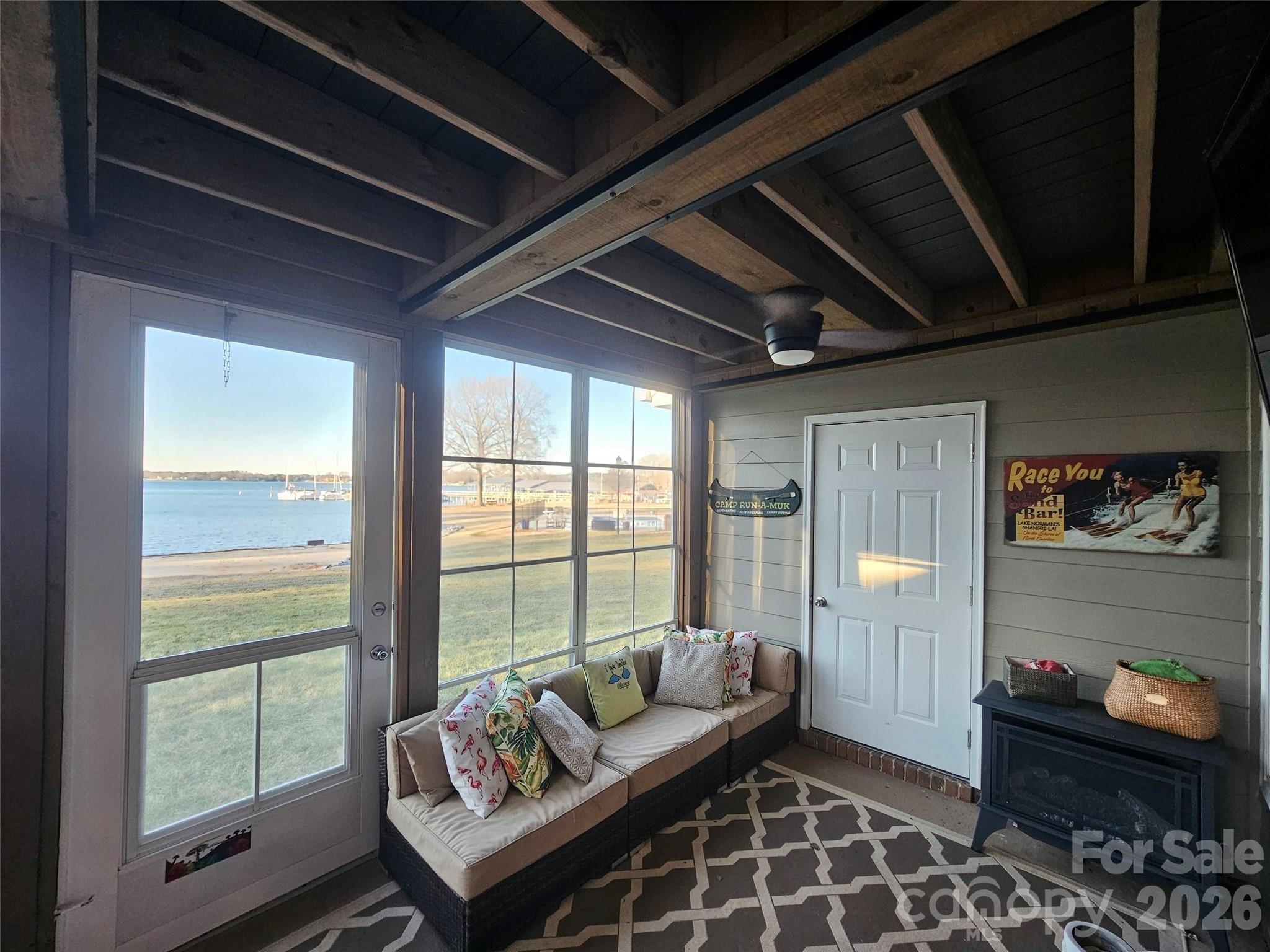 7413 Mariner Cove Drive