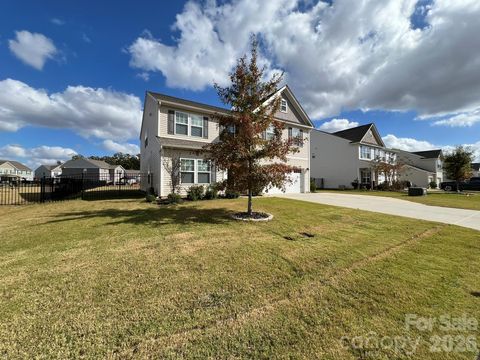 Photo of 2007 Creeks Landing Drive, Monroe, NC 28110 (MLS # 4395896)