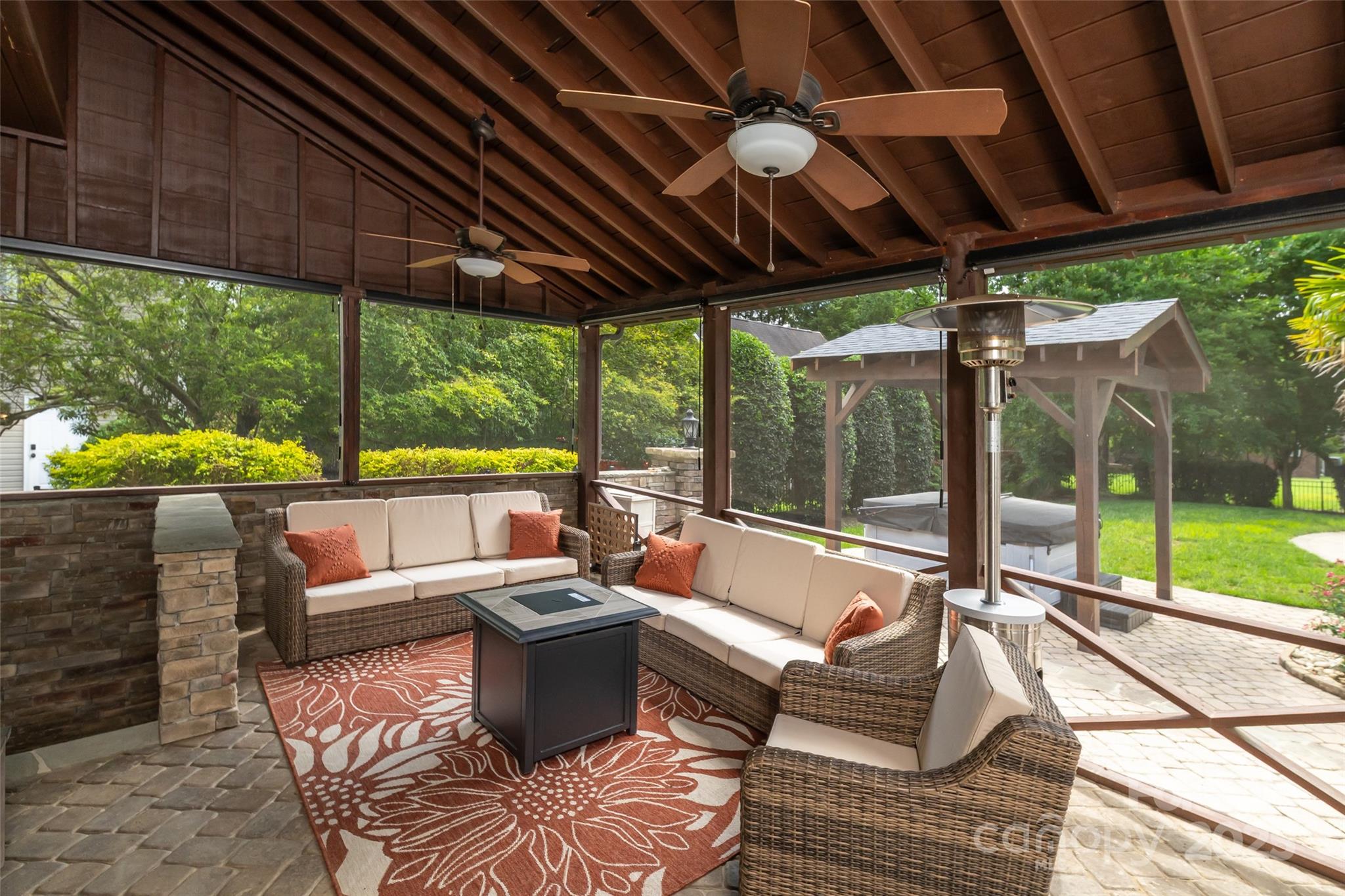 Foxlaire - Residential