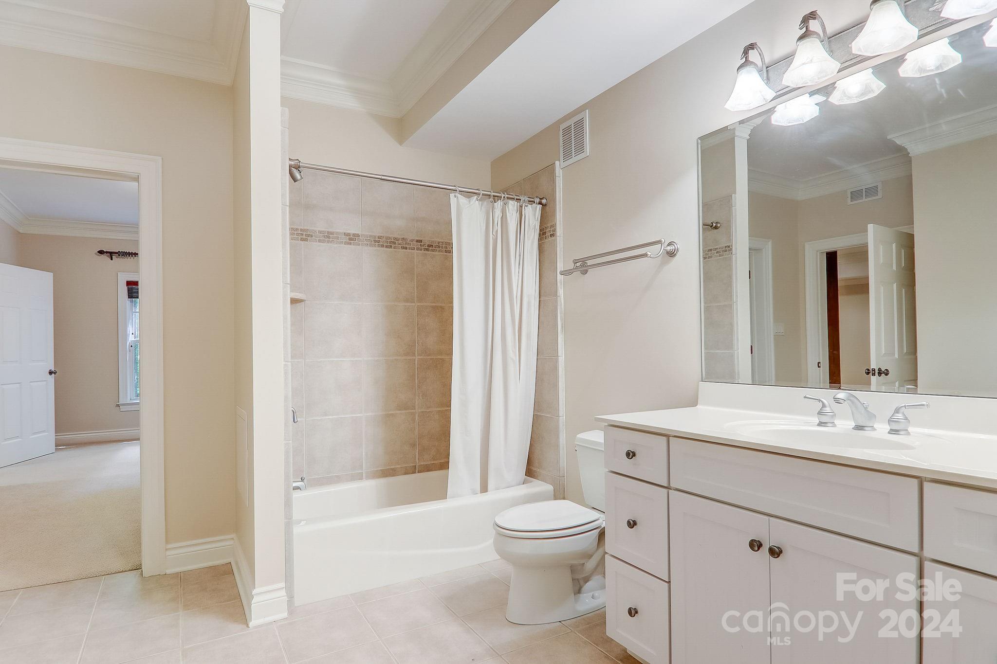 Biltmore Lake - Residential