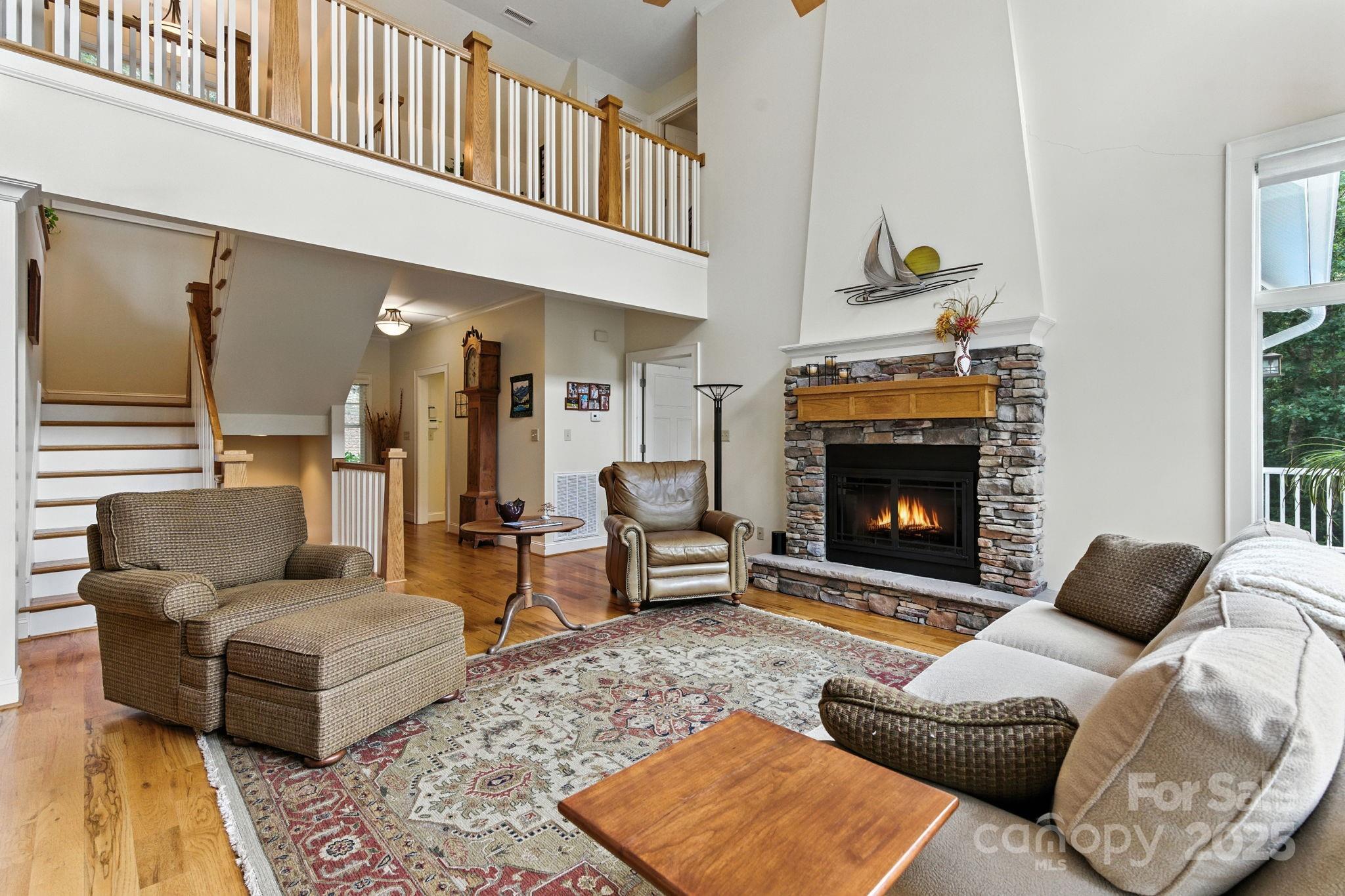 Paradise Harbor - Residential