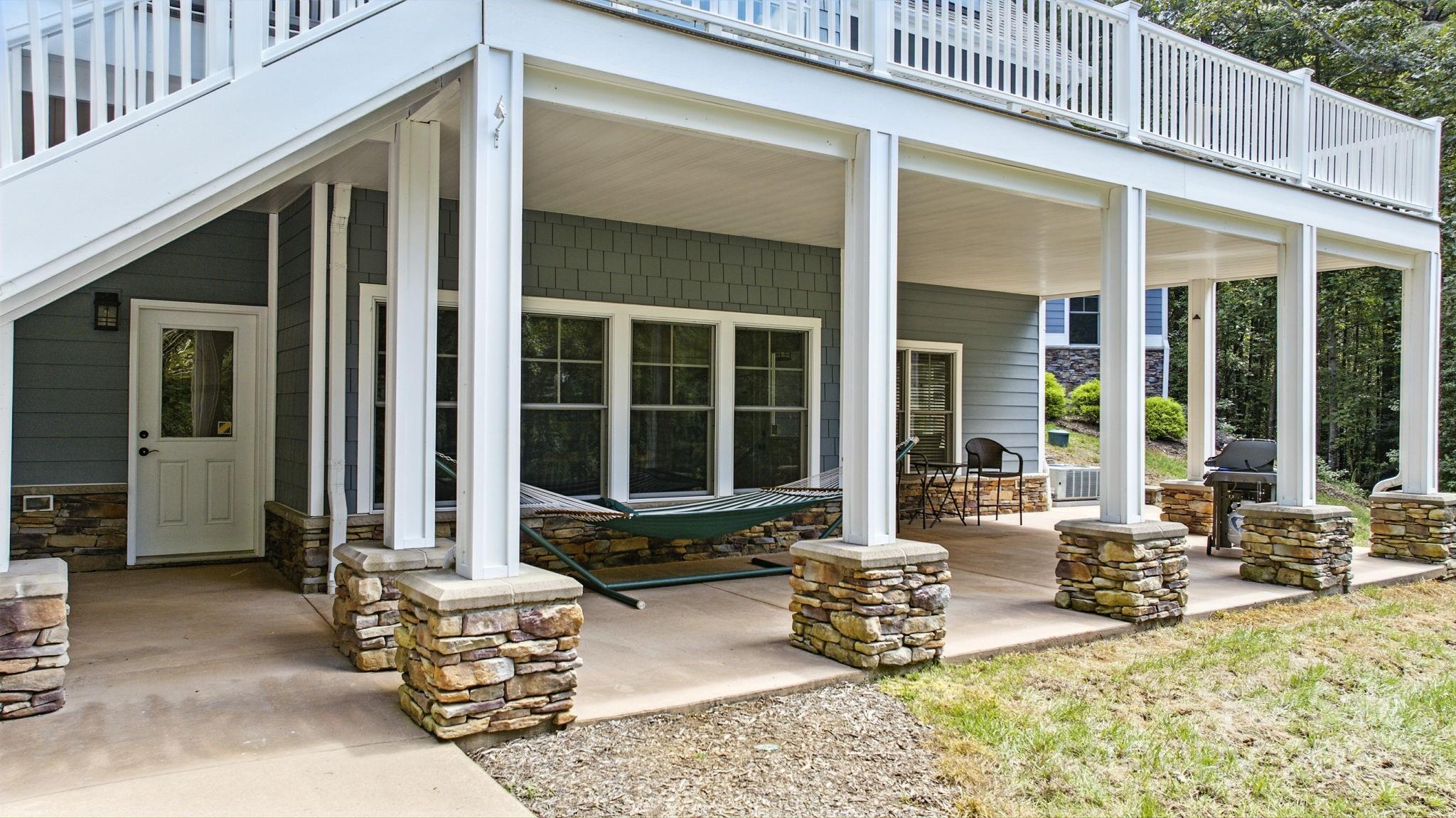 Paradise Harbor - Residential