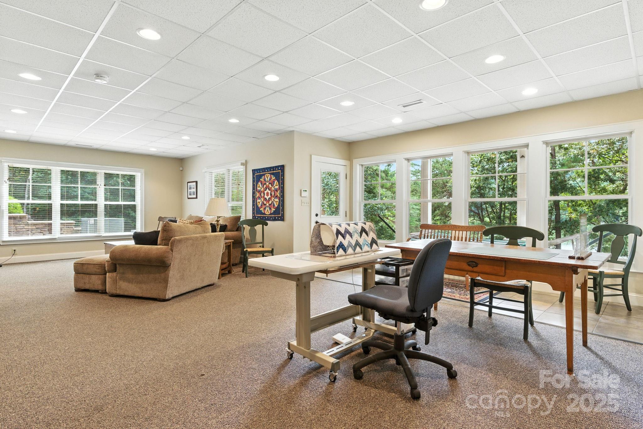 Paradise Harbor - Residential