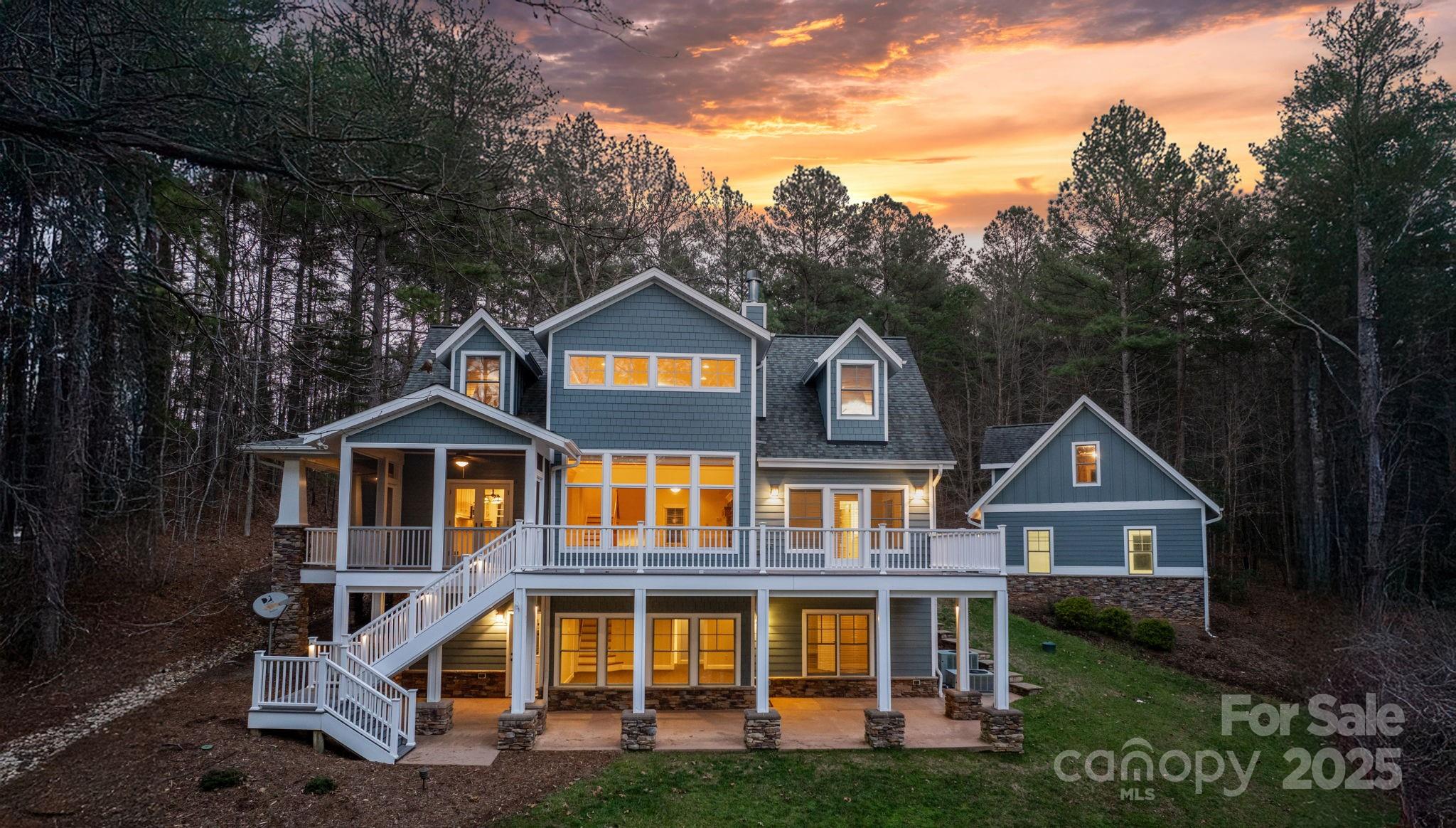 1461 Sunset Point Drive