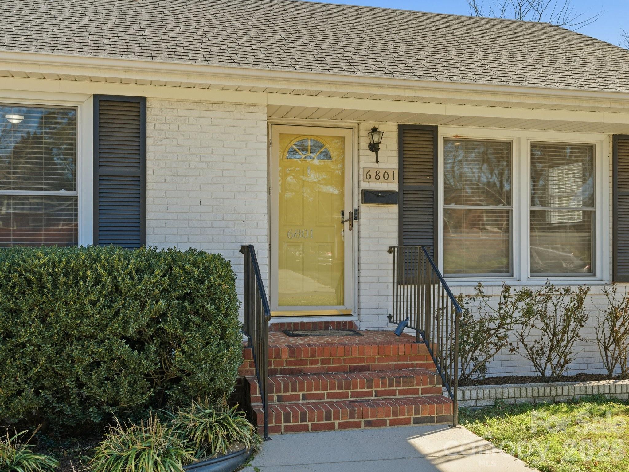 6801 Starcrest Drive