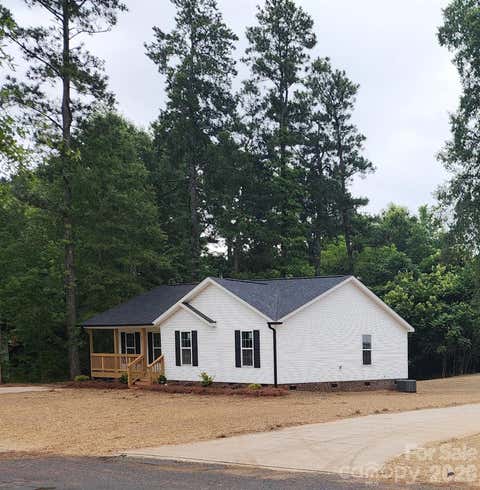 Photo of 8 Wray Street, York, SC 29745 (MLS # 4399534)