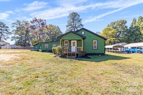108 E Main Street Belmont NC 28012