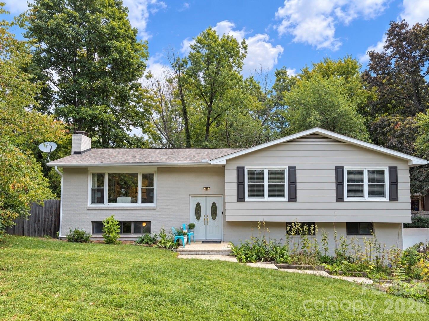 17 Rhododendron Place