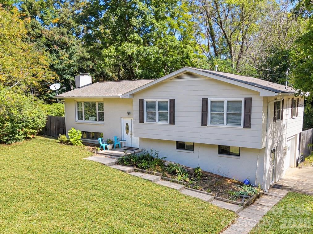 17 Rhododendron Place