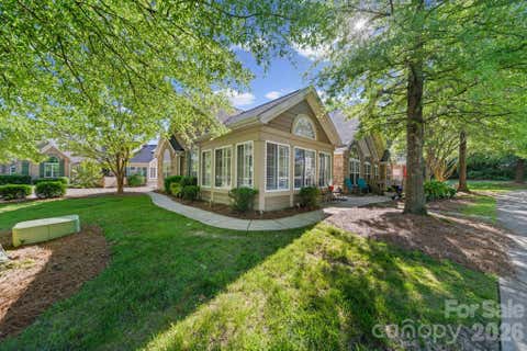 Photo of 5418 Prosperity View Drive, Charlotte, NC 28269 (MLS # 4388273)