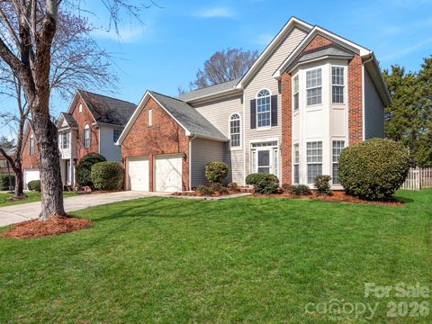 Photo of 8723 Huntland Court, Charlotte, NC 28277 (MLS # 4358121)