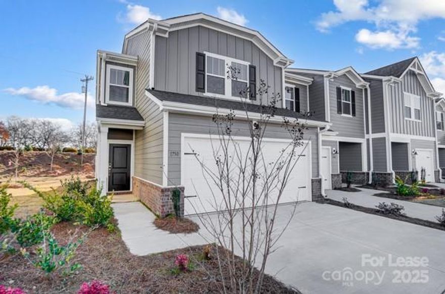 Gorgeous End-Unit Townhome
Braemar Village – Located near downtown Monroe, NC, this townhome offers the perfect blend of style, comfort, and convenience.Highlights: Prime location near downtown Monroe with easy access to Hwy 74 for quick commutes to Uptown Charlotte. Close to shopping plazas, Monroe Mall, and all the charm of downtown Monroe.
Home Features: Spacious two-story, energy-efficient design.End unit for added privacy and natural light.
Includes washer, dryer, and refrigerator for your convenience. Modern finishes and move-in-ready design.
This stunning townhome is the ideal place to call home. Contact us today for leasing details and to schedule your tour!