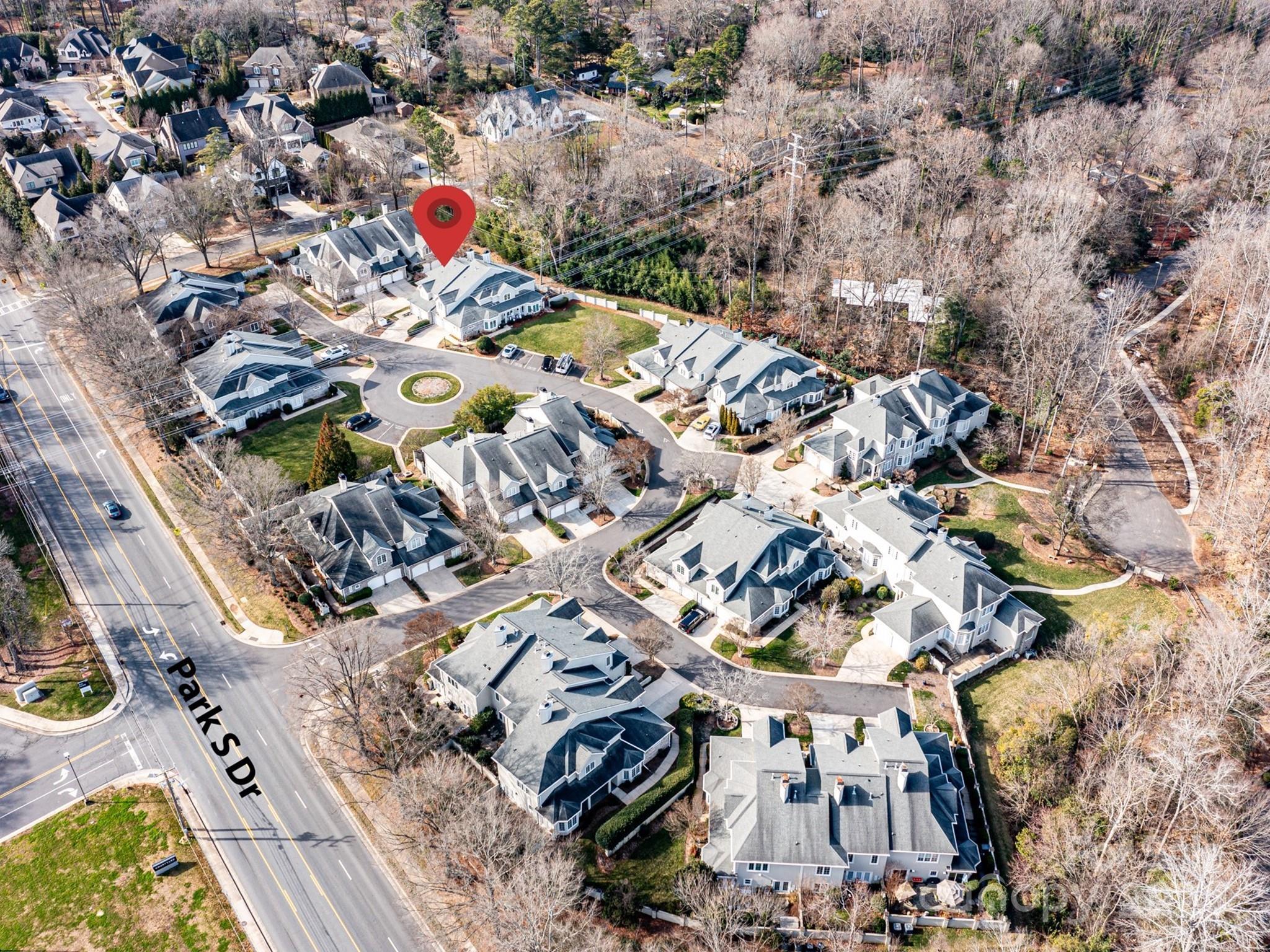 Royal Crest - Residential