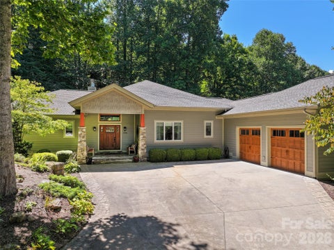 Photo of 330 Sanctuary Drive, Waynesville, NC 28786 (MLS # 4421029)