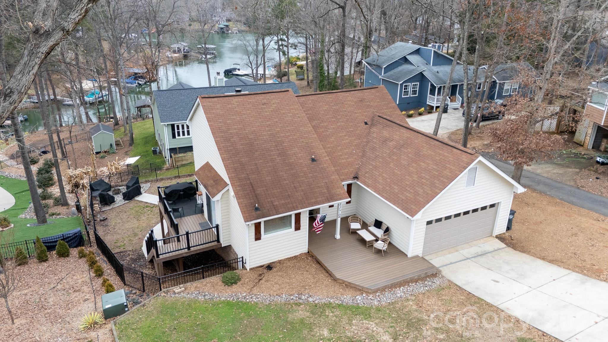 Tega Cay - Residential