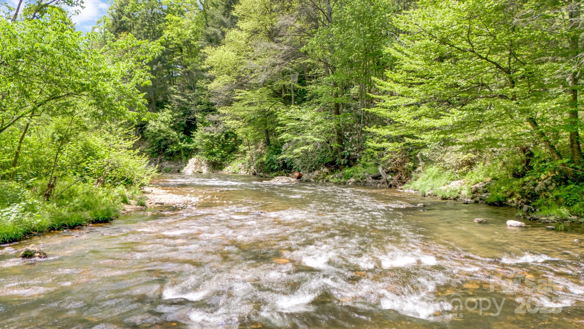 Laurel River Crossing - Residential