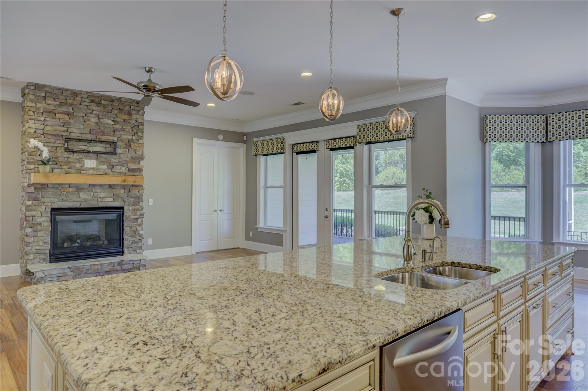 Regency at Palisades - Residential