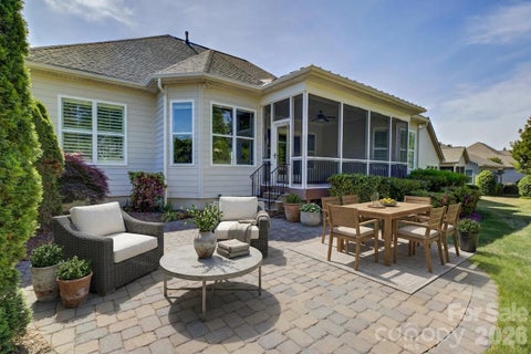 Photo of 14924 High Bluff Court, Charlotte, NC 28278 (MLS # 4361881)