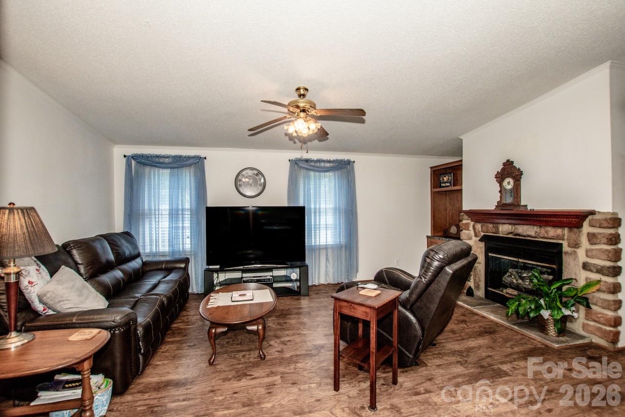 Mountain Meadows - Residential