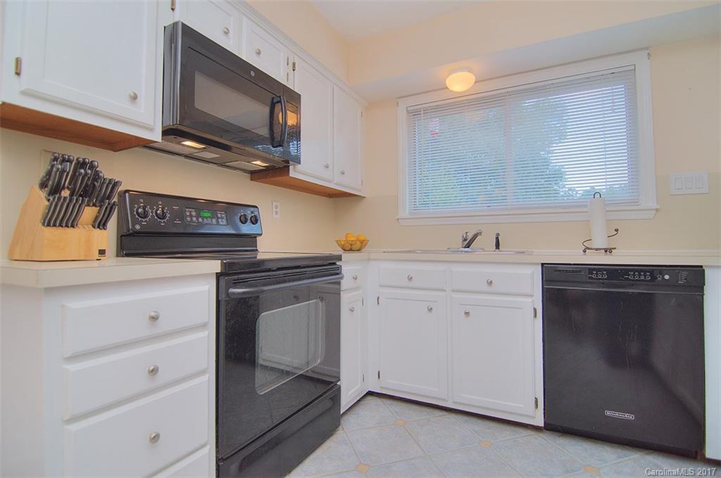 Tega Cay - Residential