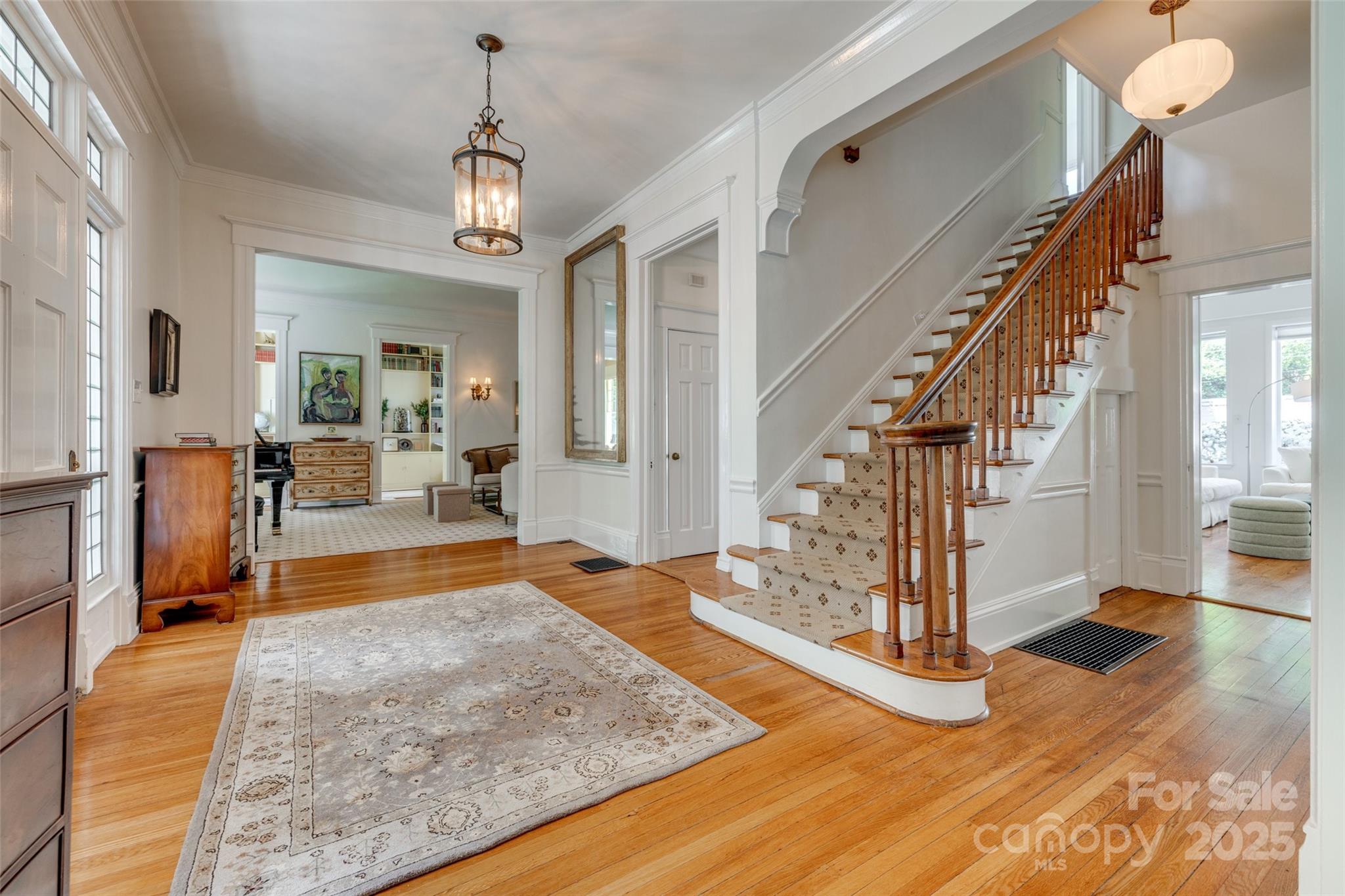 934 Granville Road