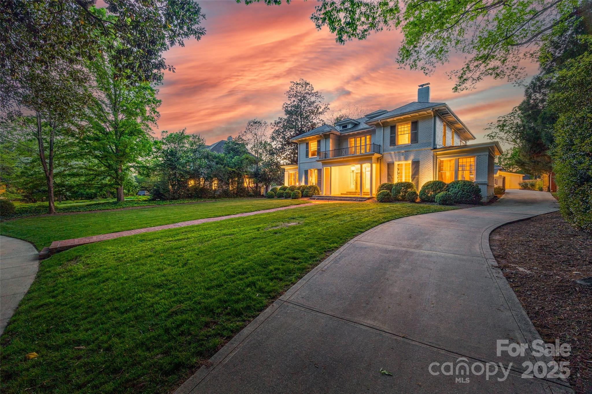 934 Granville Road