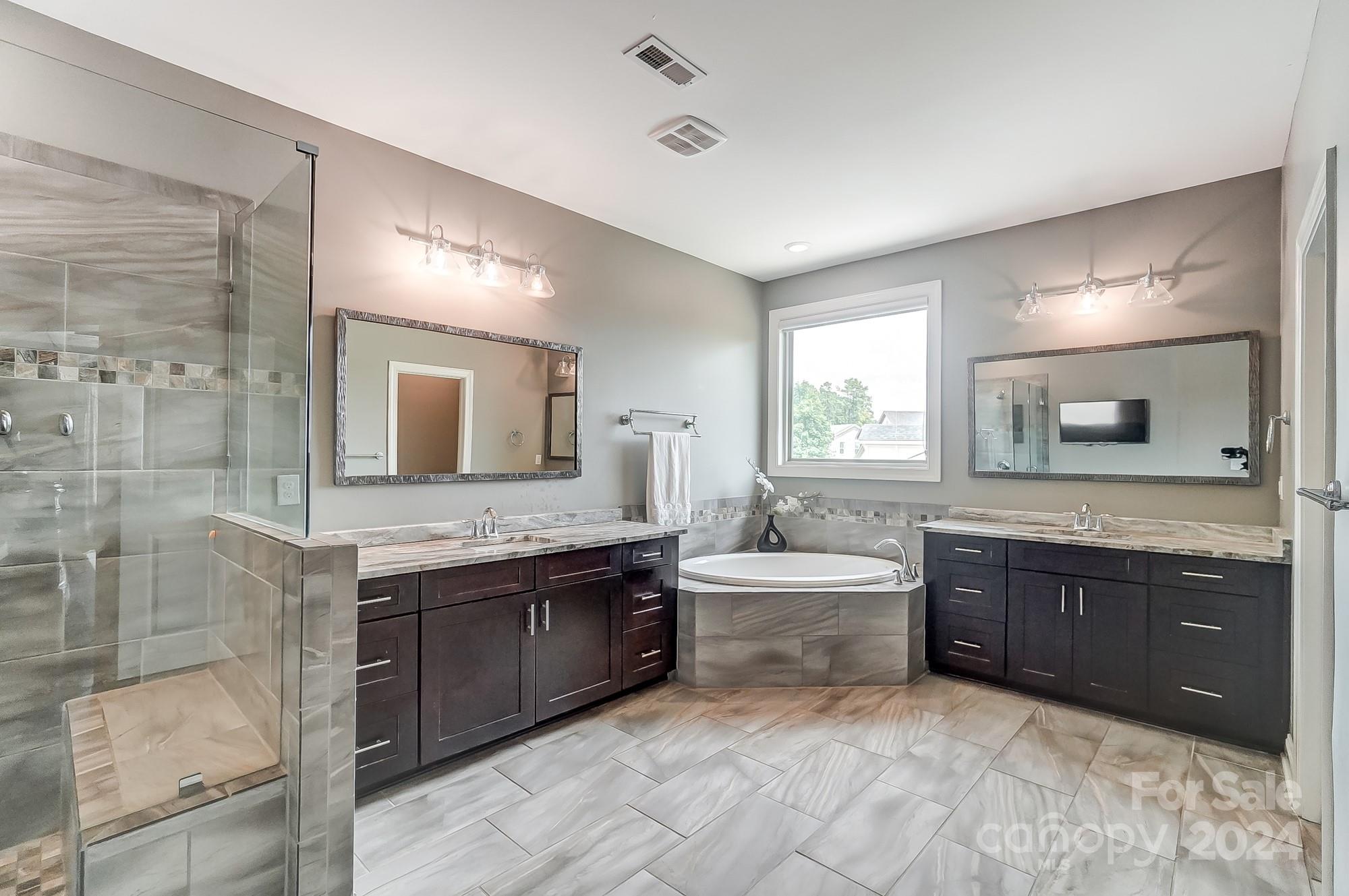 The Preserve At Riverchase - Residential