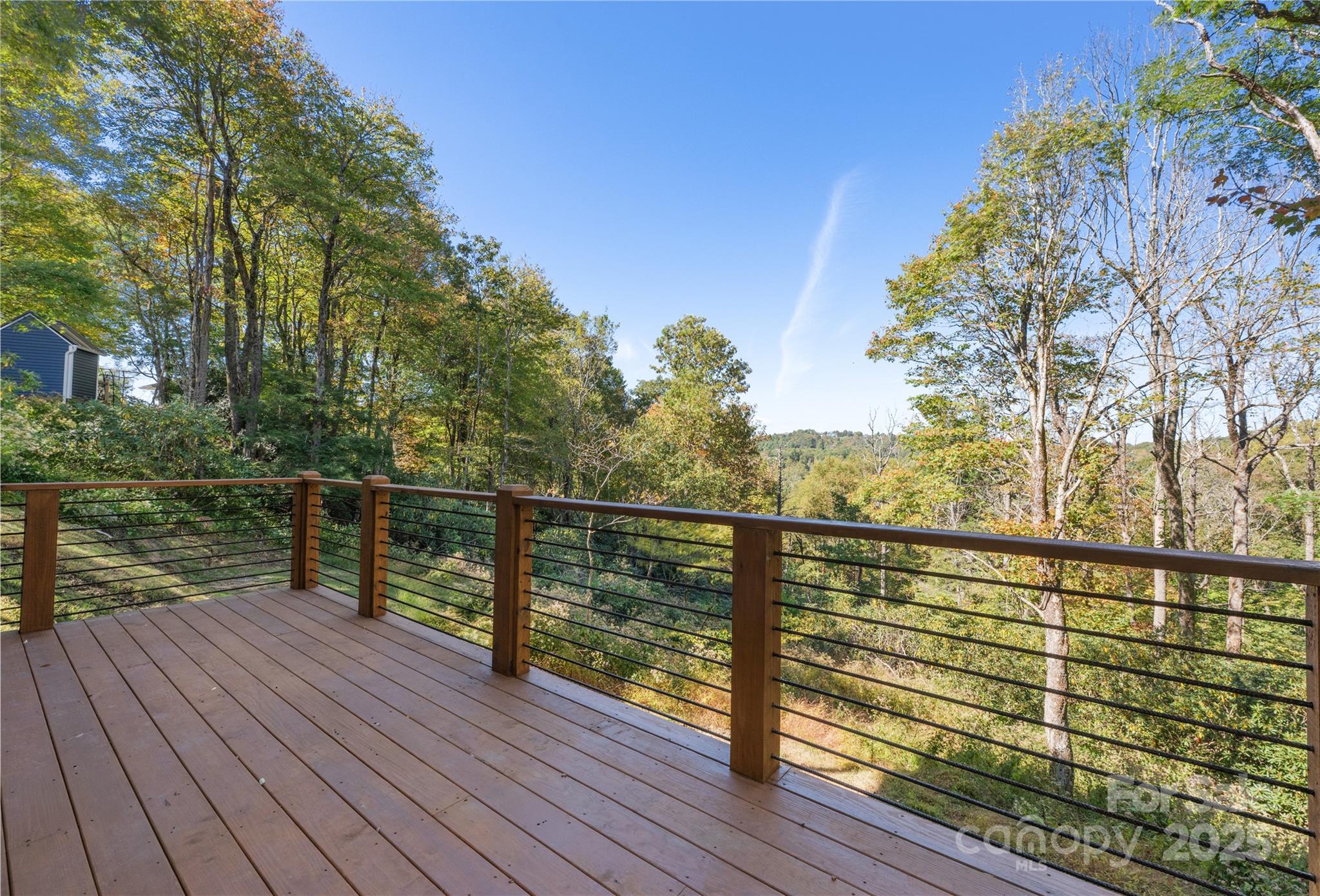 Boone, North Carolina 28605, United States, 3 Bedrooms Bedrooms, ,5 BathroomsBathrooms,Residential,Active,231889