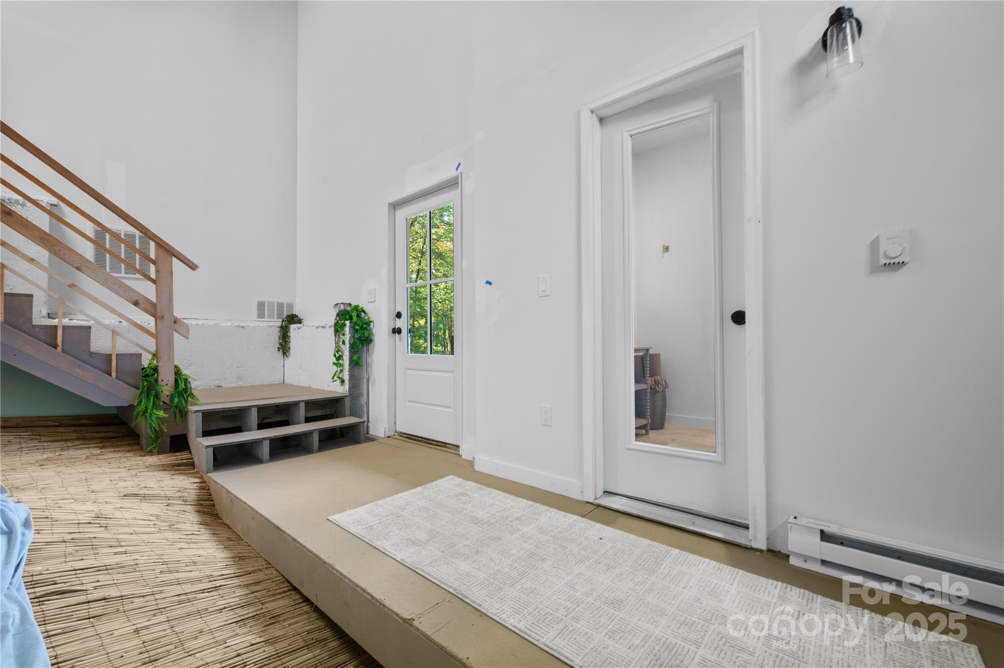 Boone, North Carolina 28605, United States, 3 Bedrooms Bedrooms, ,5 BathroomsBathrooms,Residential,Active,231889