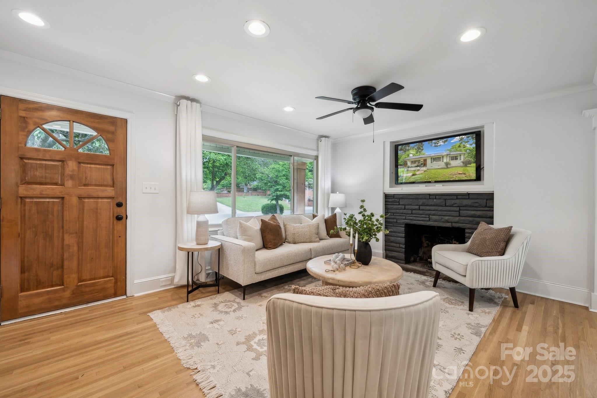 4021 Paisley Place