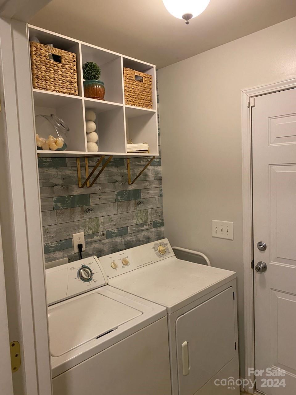 Carolina Place - Residential